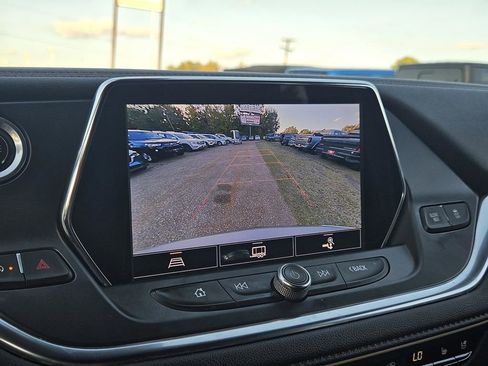 Used 2022 Chevrolet Blazer Premier w/ Enhanced Convenience Package image 24