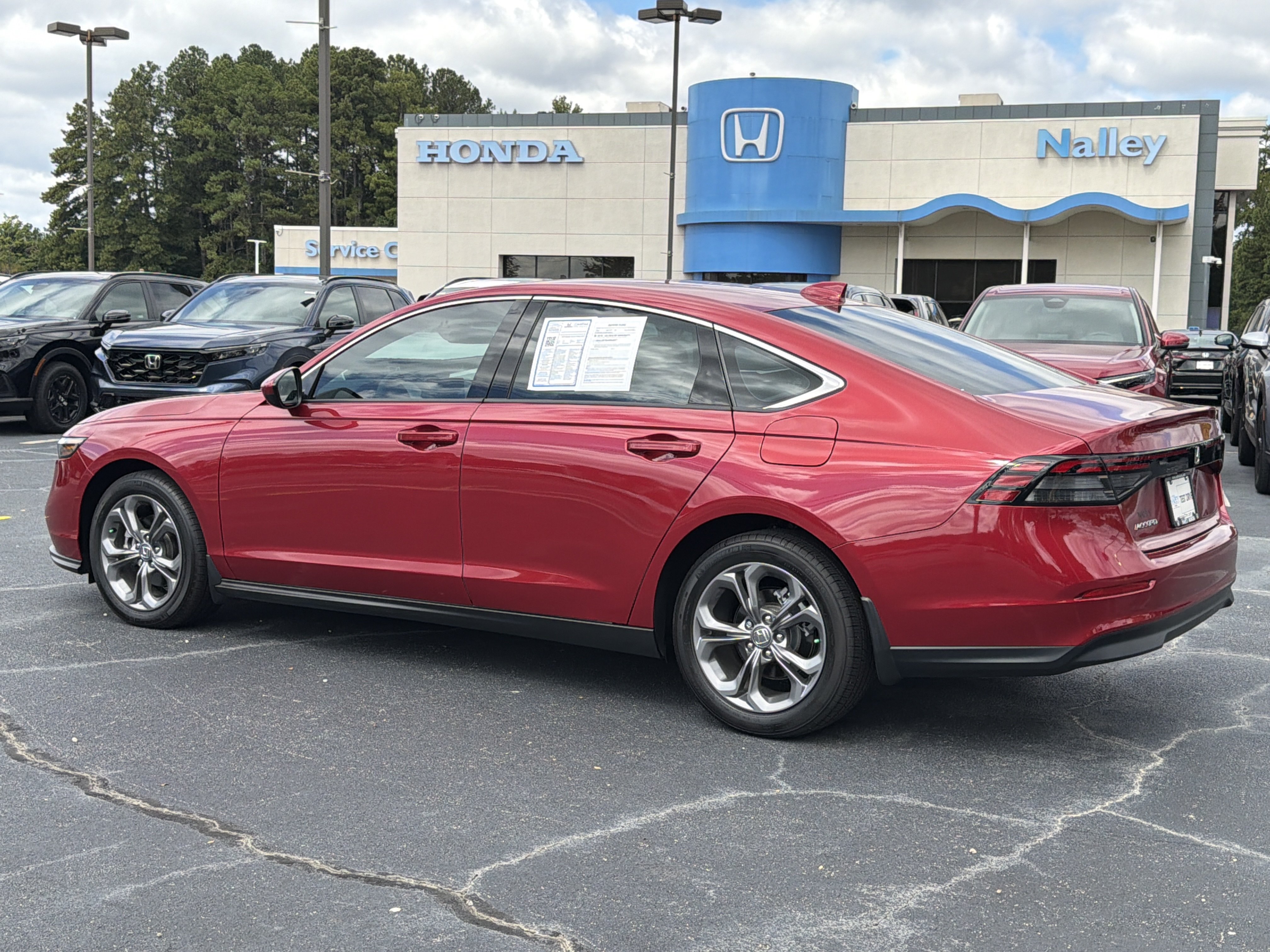 Used 2024 Honda Accord EX image 3