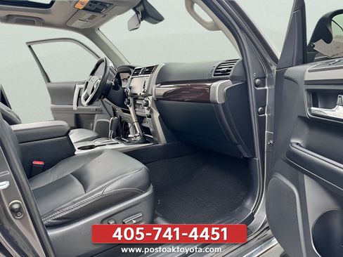 Used 2021 Toyota 4Runner Limited AWD/4WD image 29