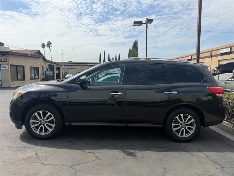 Used 2015 Nissan Pathfinder S FWD image 5