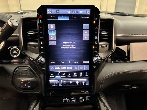 New 2026 RAM 2500 Limited AWD/4WD image 23