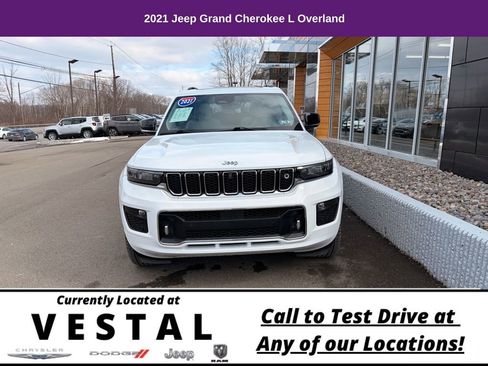 Used 2021 Jeep Grand Cherokee L Overland w/ Advanced Protech Group III image 4