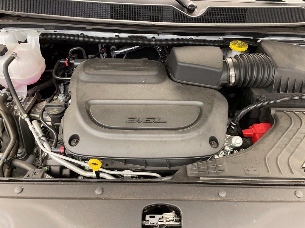 New 2026 Chrysler Pacifica Select FWD image 18