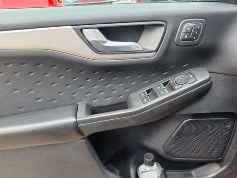 Used 2020 Ford Escape SEL AWD/4WD image 5