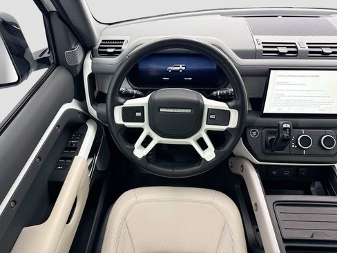 Used 2023 Land Rover Defender 130 First Edition image 10