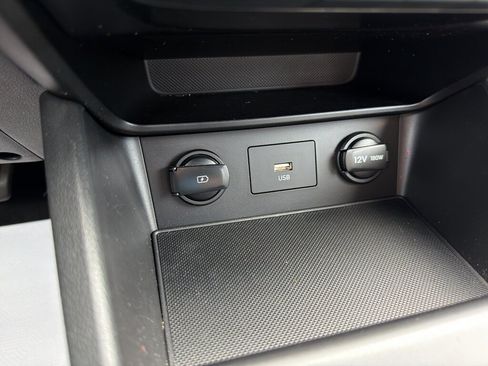 Used 2023 Hyundai Kona SEL AWD/4WD image 19