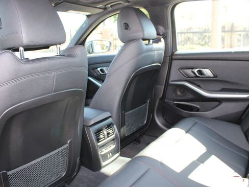 Used 2021 BMW 330i xDrive Sedan w/ Convenience Package image 32