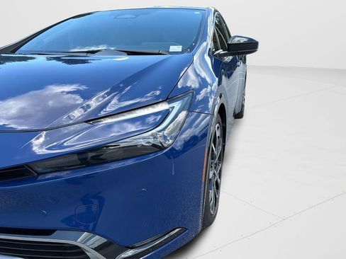 Used 2024 Toyota Prius Prime Premium FWD image 33