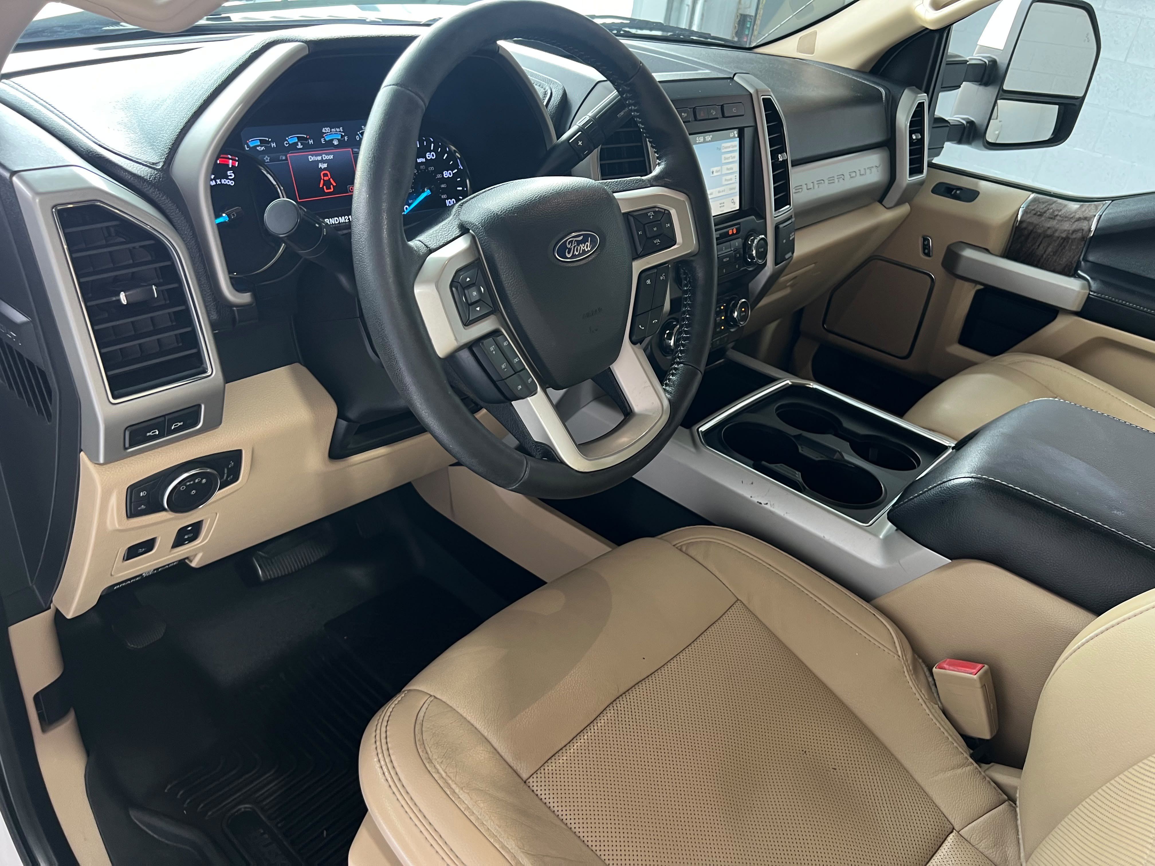 Used 2019 Ford F250 Lariat w/ Lariat Ultimate Package AWD/4WD image 14