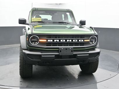 New 2025 Ford Bronco Base w/ Sasquatch Package