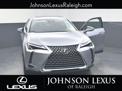 New 2025 Lexus UX 300h FWD image 4