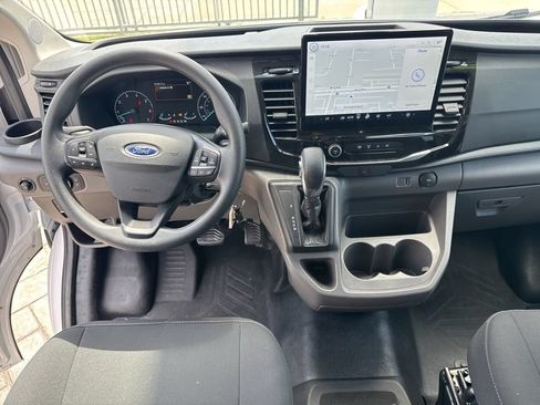 Used 2023 Ford Transit 350 XLT RWD image 21