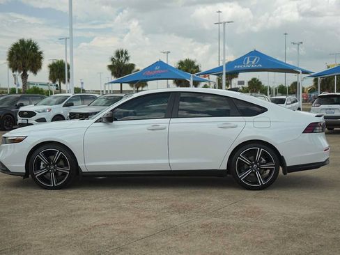 Used 2026 Honda Accord Sport image 3