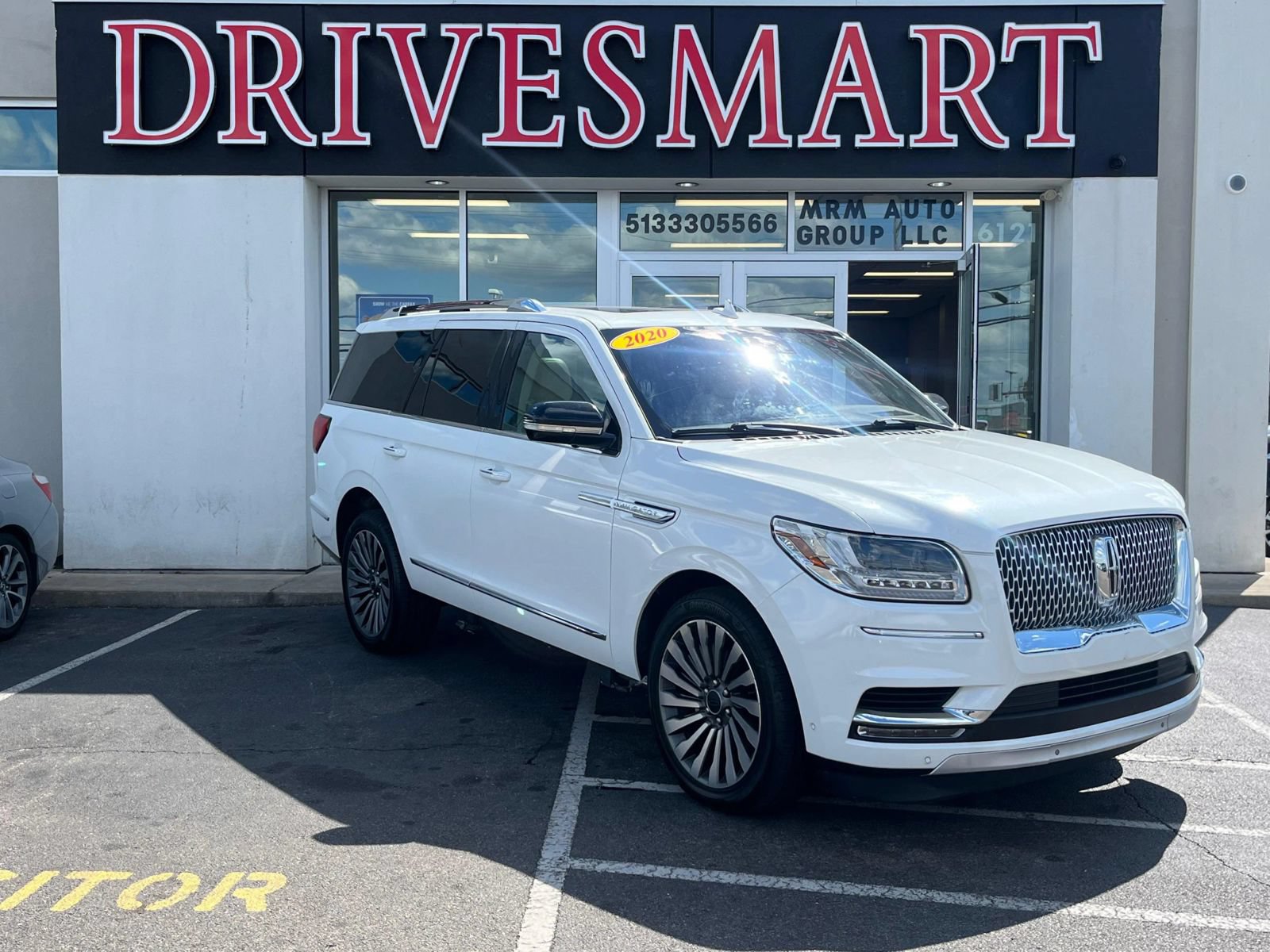 Used 2020 Lincoln Navigator Reserve w/ Luxury Package RWD image 3