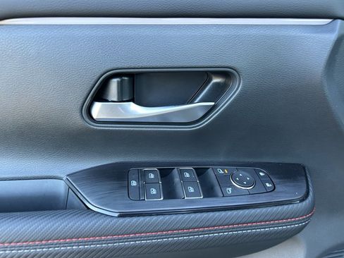 New 2025 Nissan Kicks SR w/ Illumination Package image 10