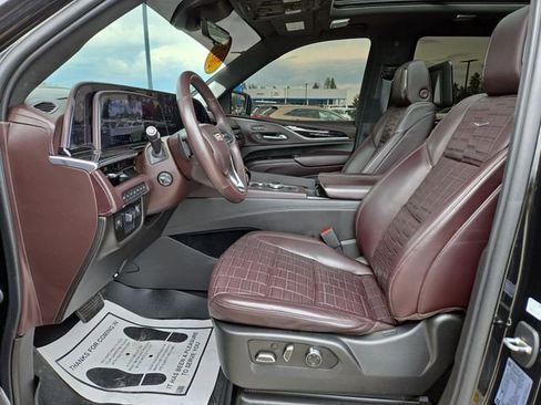Used 2021 Cadillac Escalade Premium Luxury Platinum AWD/4WD image 3