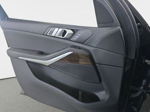 Used 2020 BMW X5 sDrive40i w/ Convenience Package image 24