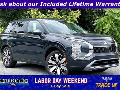 Used 2025 Mitsubishi Outlander SE