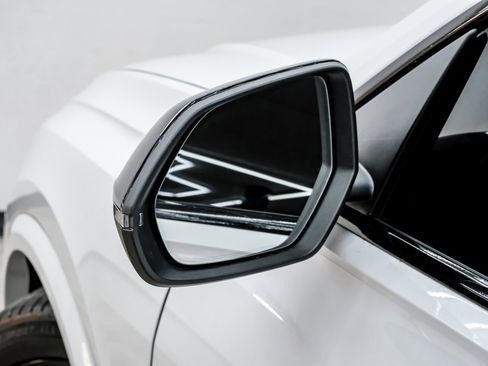 Used 2022 Audi RS Q8 image 43