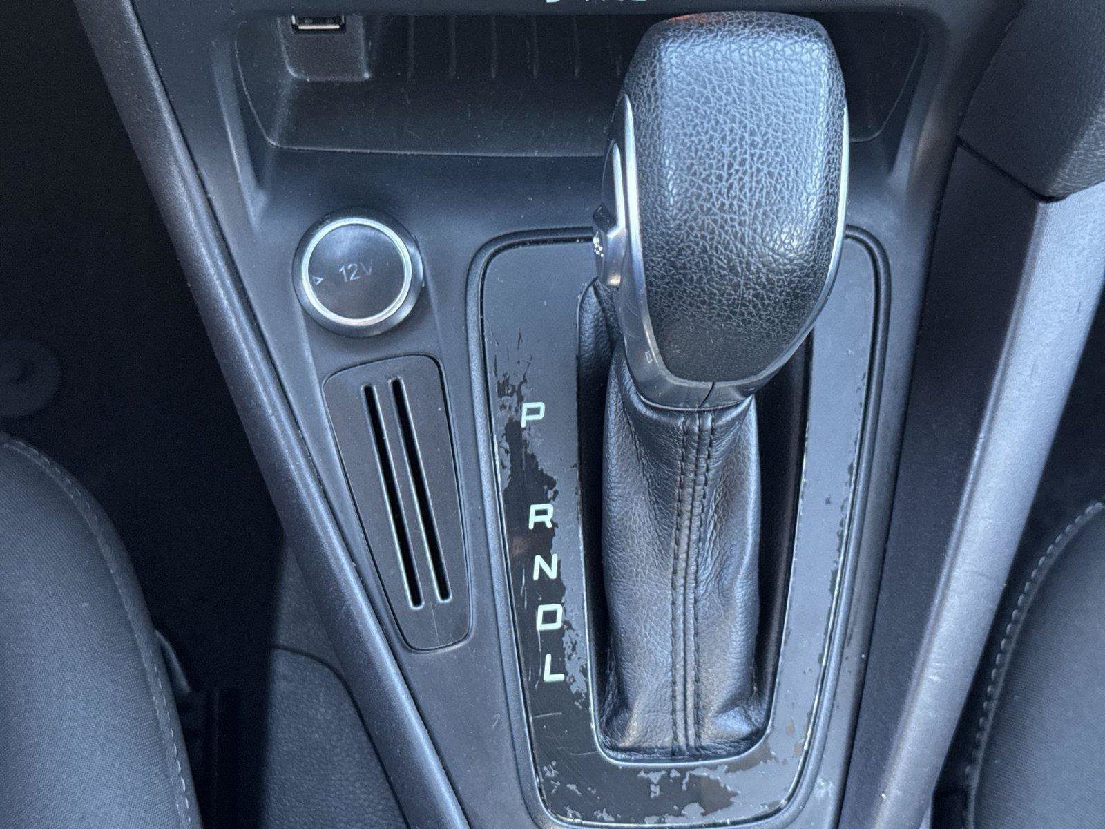 Used 2017 Ford Focus SE FWD image 12