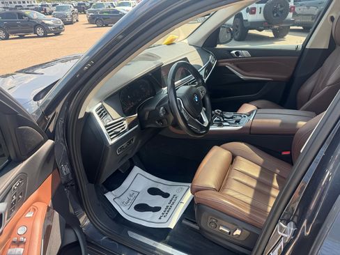 Used 2021 BMW X7 xDrive40i w/ Parking Assistance Package image 10