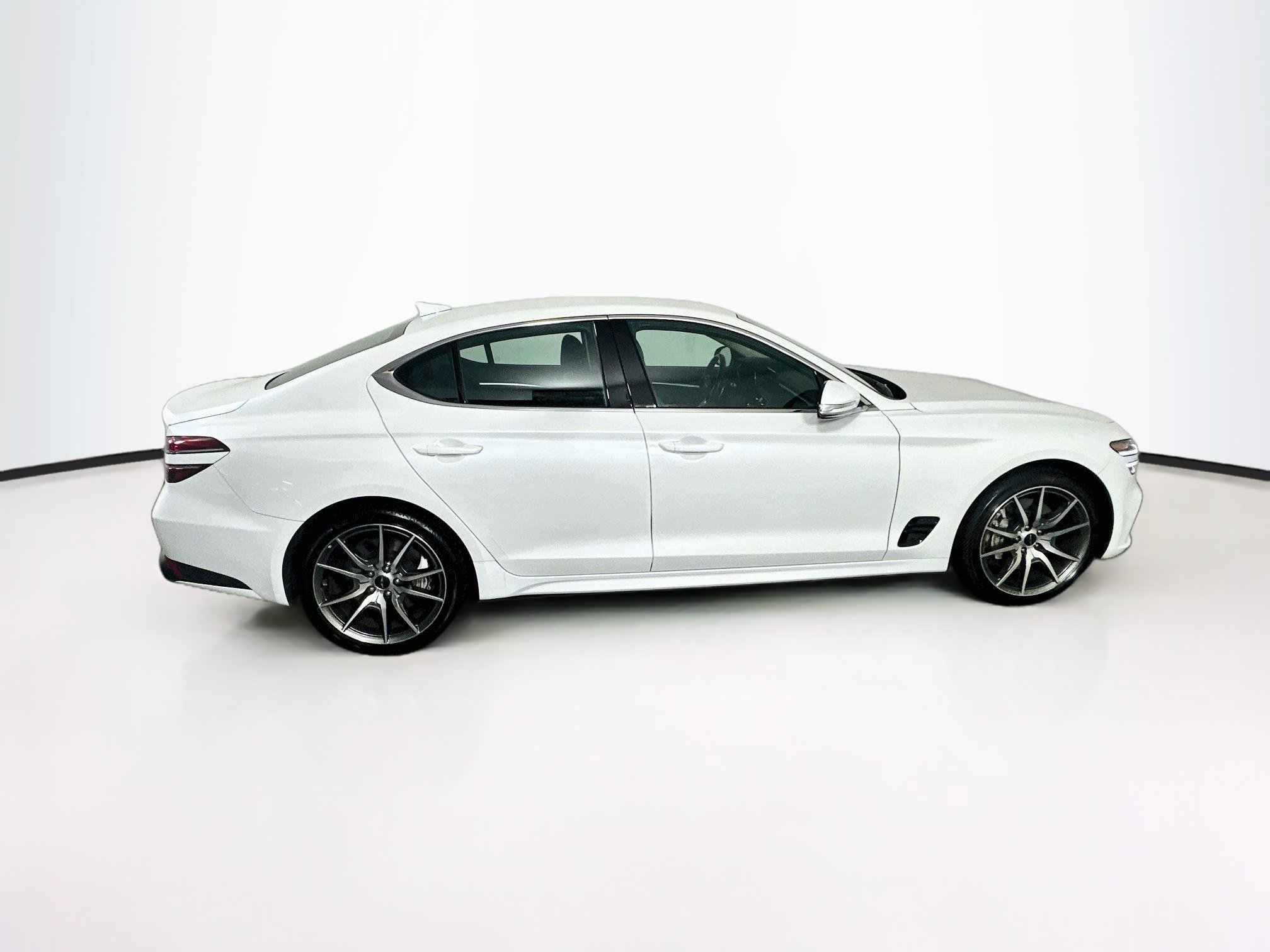 Used 2026 Genesis G70 2.5T RWD image 10