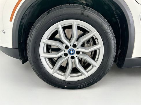 Used 2023 BMW X5 xDrive45e w/ Executive Package AWD/4WD image 29