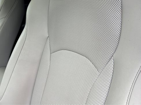 Used 2020 Lexus RX 350L Premium image 5