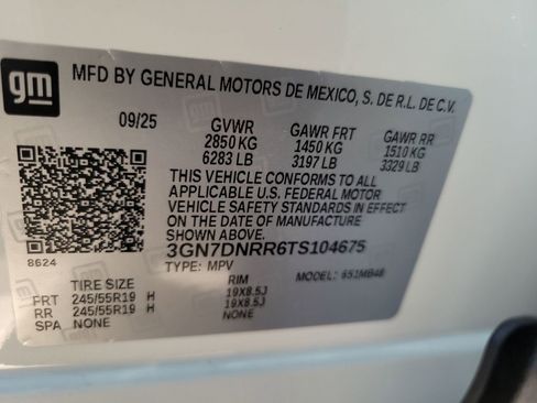 New 2026 Chevrolet Equinox EV LT image 33