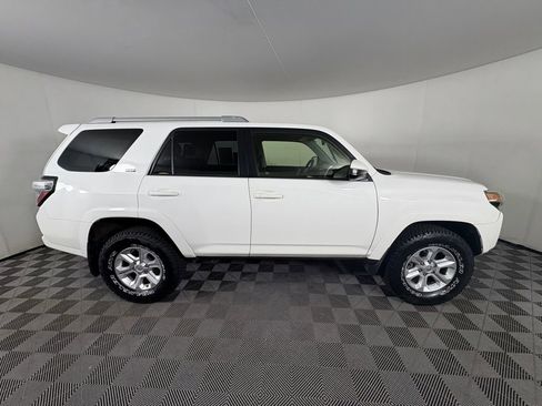 Used 2018 Toyota 4Runner SR5 image 8