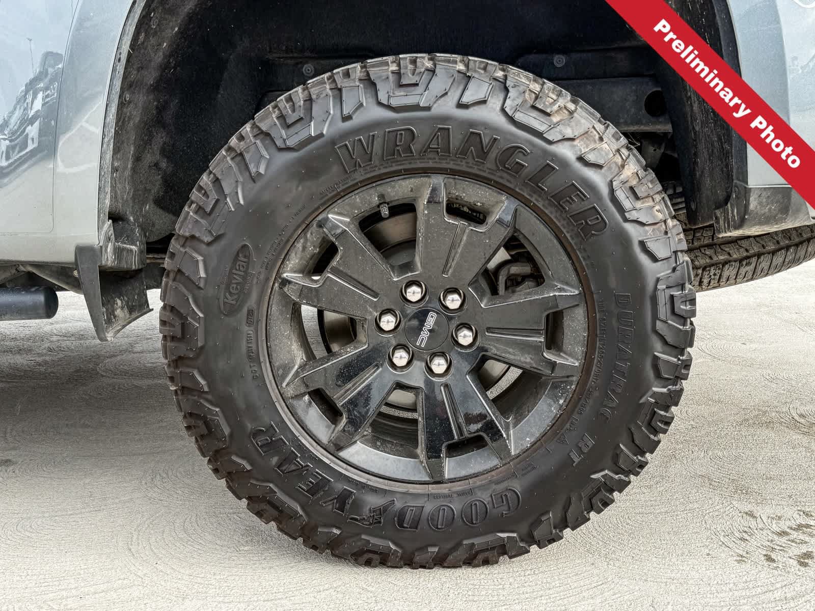 Used 2022 GMC Canyon AT4 AWD/4WD image 9