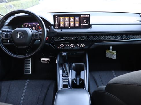Used 2023 Honda Accord Sport image 14