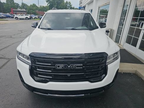 Used 2023 GMC Acadia SLT w/ Elevation Edition AWD/4WD image 3