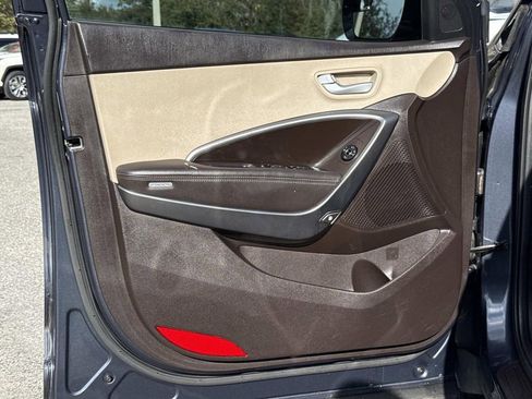 Used 2018 Hyundai Santa Fe Sport w/ 2.4L Value Package 02 image 22