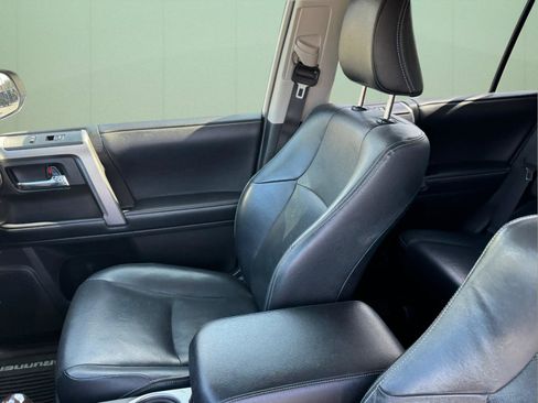 Used 2018 Toyota 4Runner Limited image 7