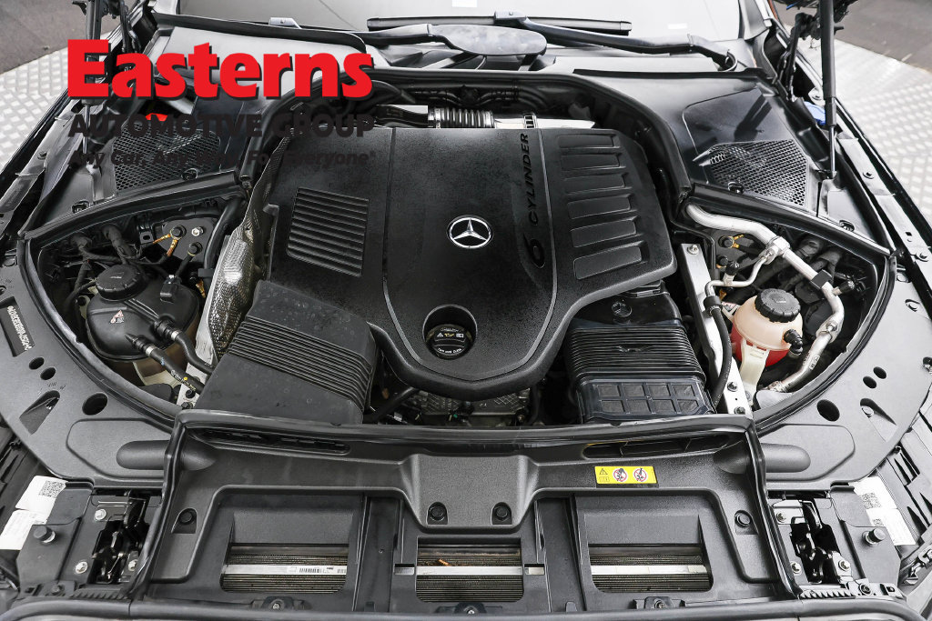Used 2022 Mercedes-Benz S 500 4MATIC w/ AMG Line Package image 8