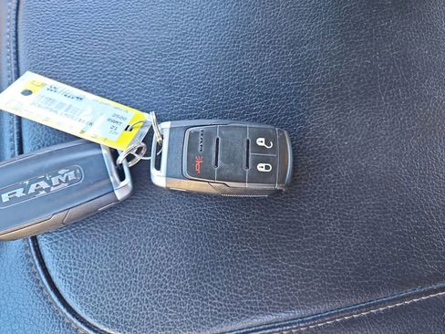 Used 2021 RAM 2500 Tradesman w/ Chrome Appearance Group image 28