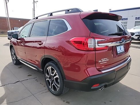 Used 2026 Subaru Ascent Limited AWD/4WD image 10