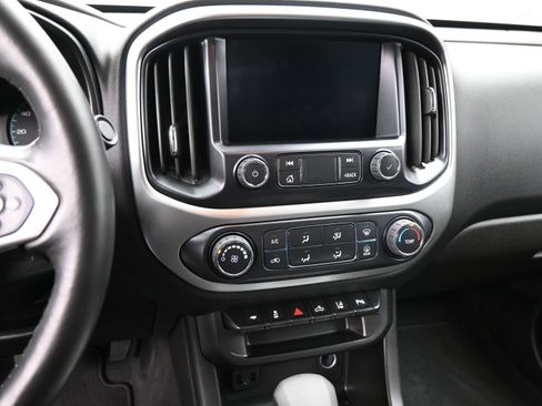 Certified 2022 Chevrolet Colorado LT w/ LPO, Tonneau and Step Package image 15