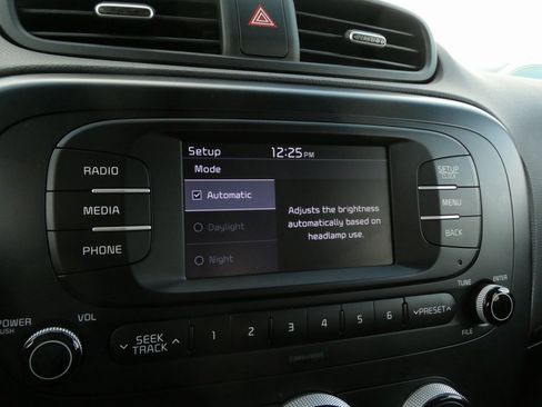 Used 2018 Kia Soul image 39