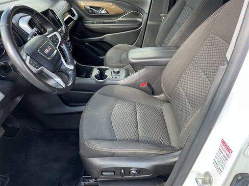 Certified 2019 GMC Terrain SLE w/ Driver Convenience Package image 15