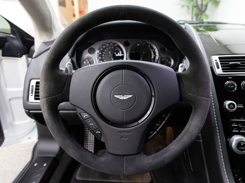 Used 2011 Aston Martin V8 Vantage S RWD image 13