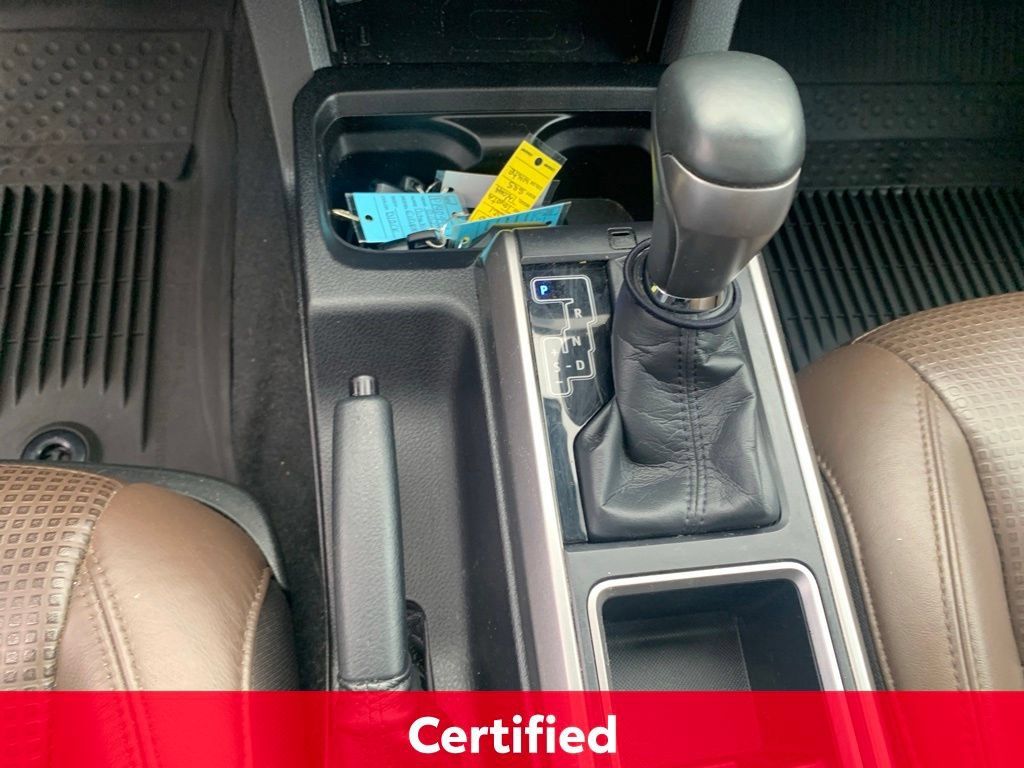 Certified 2021 Toyota Tacoma Limited AWD/4WD image 13