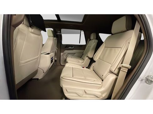 Used 2026 GMC Yukon Denali w/ Denali Reserve Package image 14