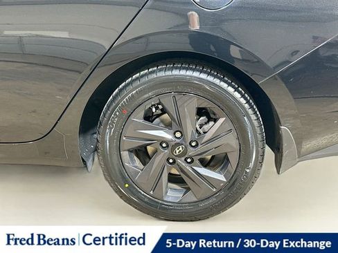 Certified 2023 Hyundai Elantra SEL image 6