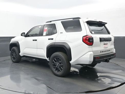 New 2026 Toyota 4Runner SR5 image 3