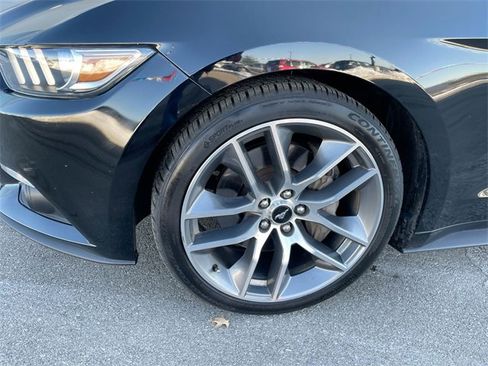 Used 2017 Ford Mustang GT Premium w/ Equipment Group 401A image 8