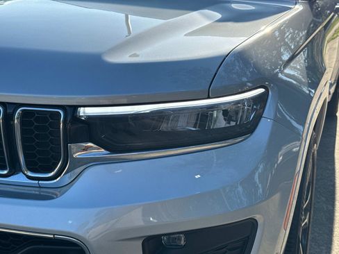 Certified 2023 Jeep Grand Cherokee L Overland image 9