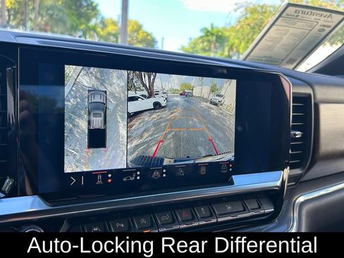 Used 2024 Chevrolet Silverado 1500 High Country w/ Technology Package RWD image 21