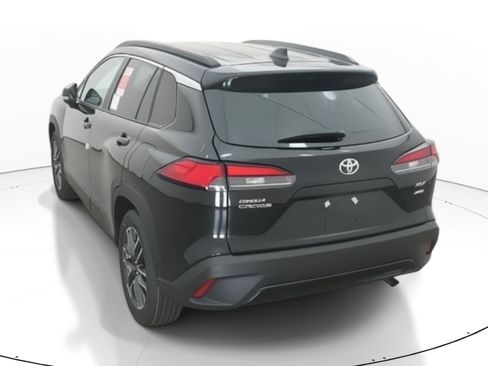 New 2026 Toyota Corolla Cross XLE image 6